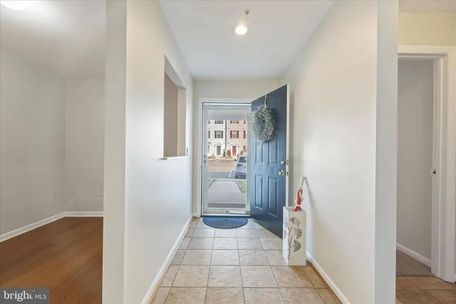 10-b Amberstone Ct, Annapolis, MD 21403 - #2