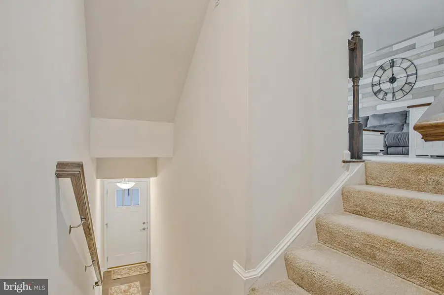 8218 Kippis Rd, Millersville, MD 21108 - #3