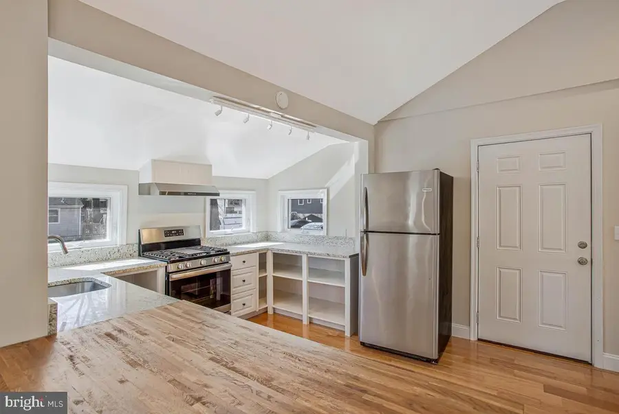 1916 Ridgeville Rd, Edgewater, MD 21037 - #3