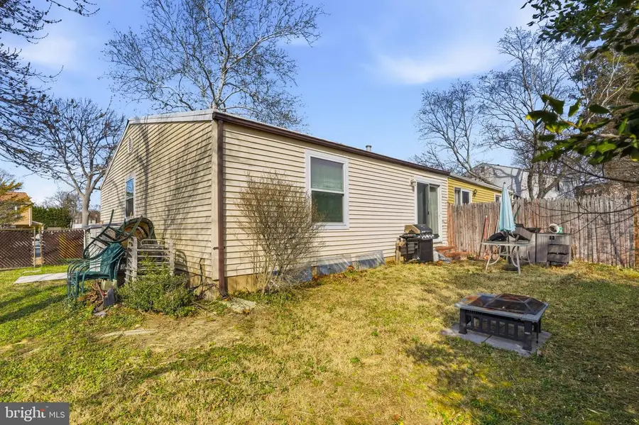 1359 Raleigh Dr, Severn, MD 21144 - #2