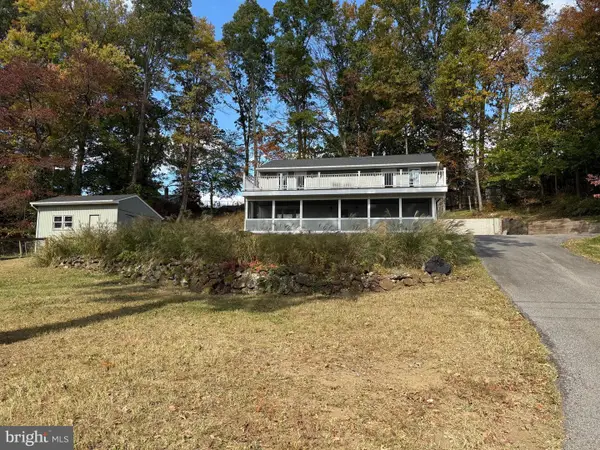 453 Walnut Dr, EDGEWATER, MD 21037