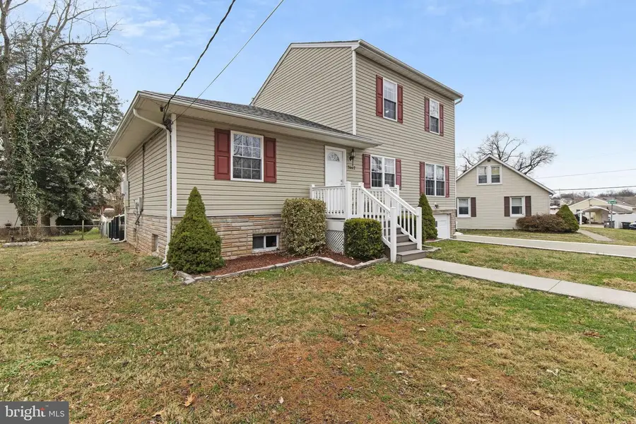 7662 Pine Haven Dr, Pasadena, MD 21122 - #3