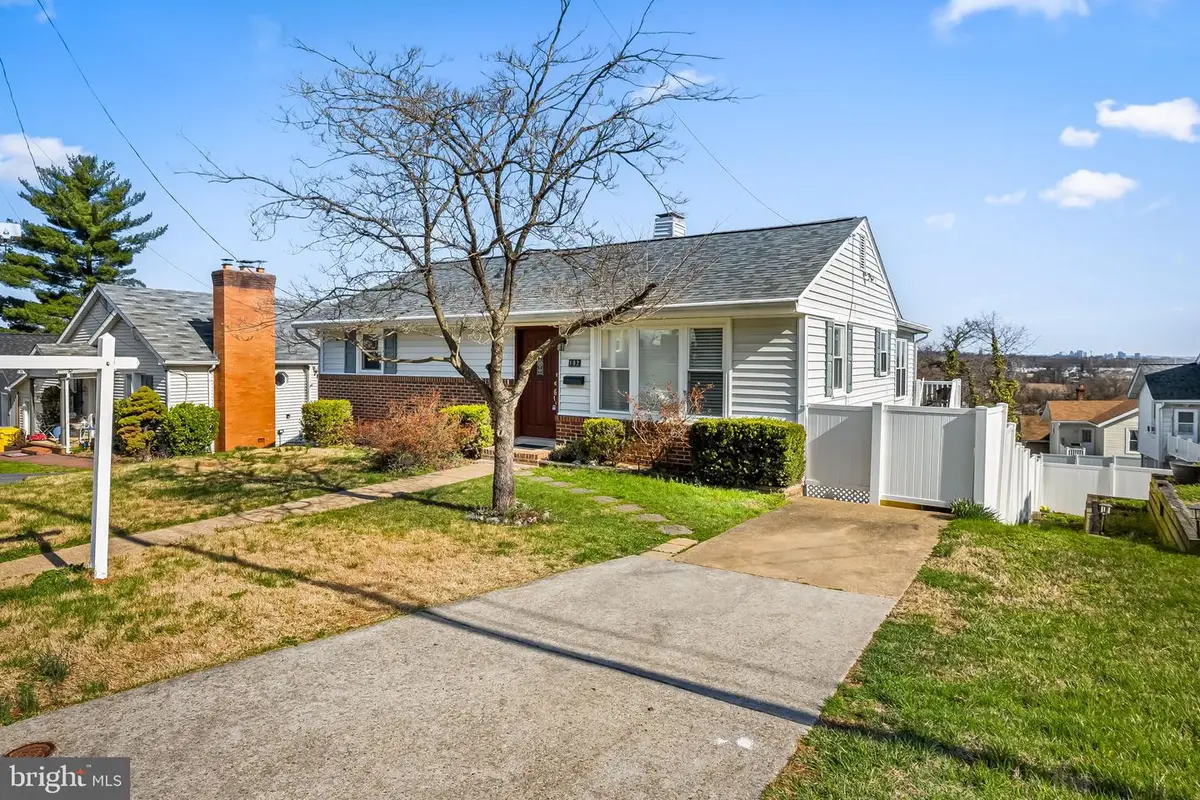 102 Charles Rd, Linthicum Heights, MD 21090 - #1