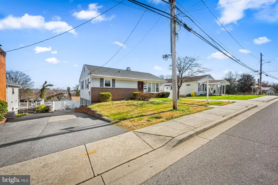 102 Charles Rd, Linthicum Heights, MD 21090 - #2