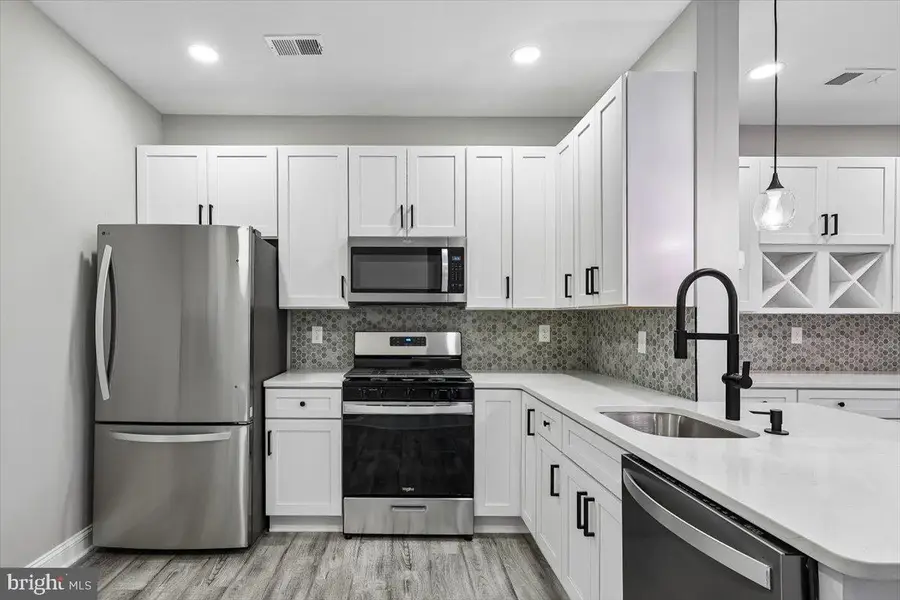 8737 Autumn Ridge Ct, Odenton, MD 21113 - #2