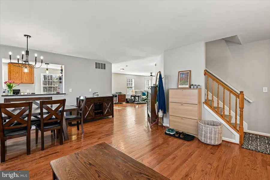 8339 Watermill Dr, Millersville, MD 21108 - #3