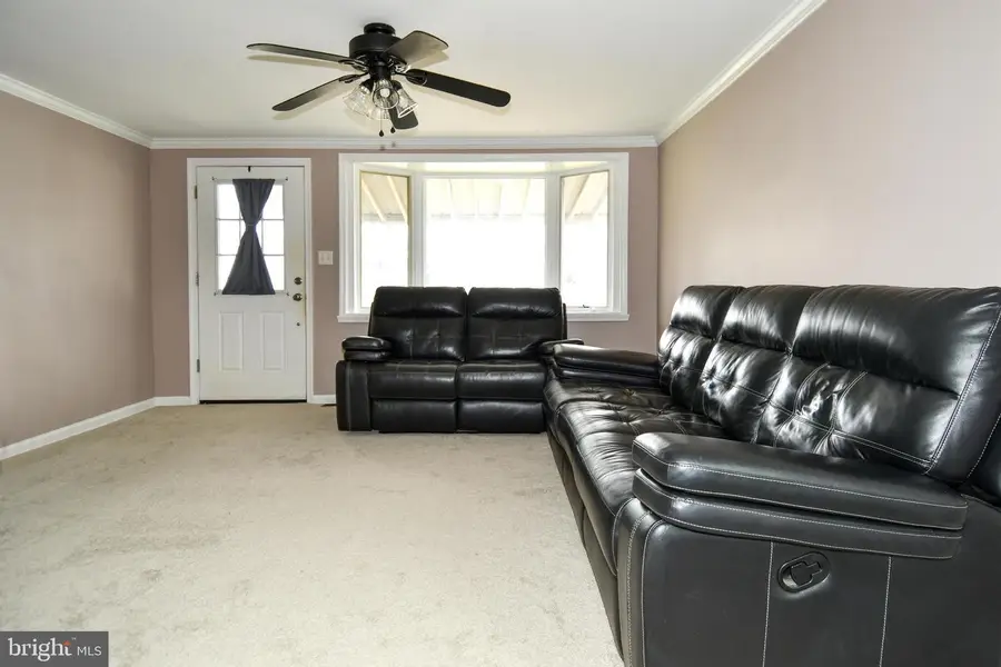 1011 Londonderry Dr, Glen Burnie, MD 21061 - #3