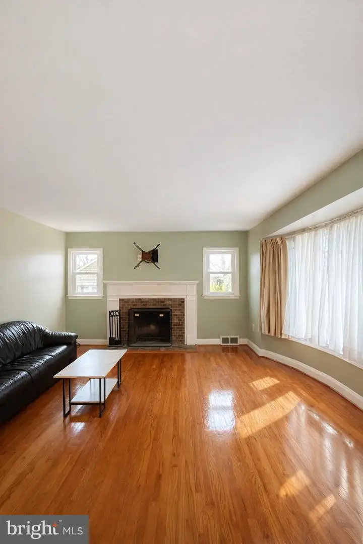 209 Mountain Rd, Linthicum Heights, MD 21090 - #3