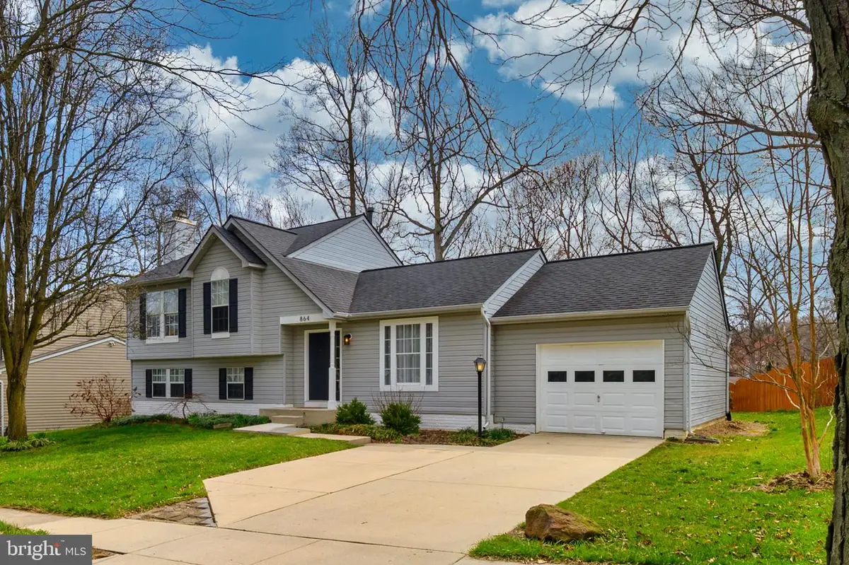 864 Snow Valley Ln, Odenton, MD 21113 - #1
