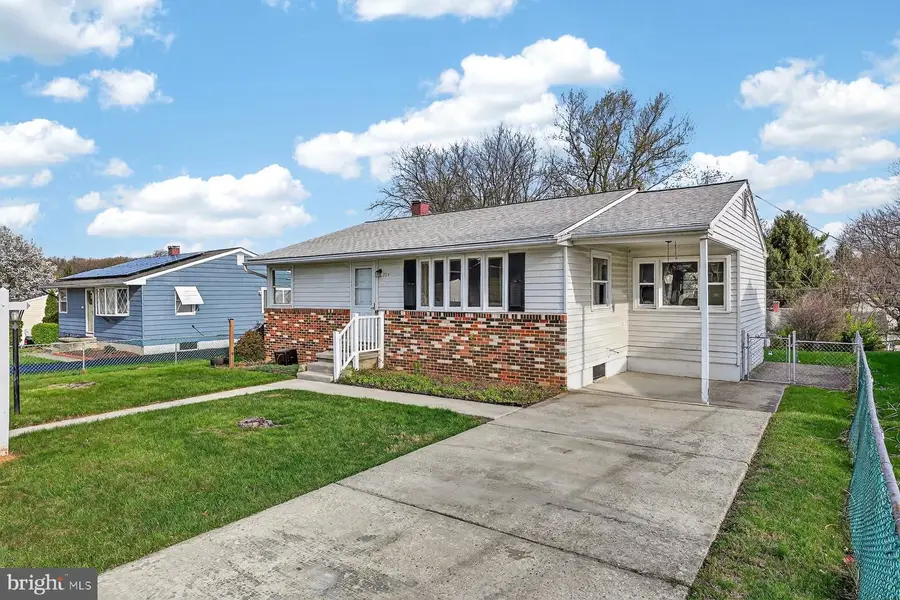 804 Bentwillow Dr, Glen Burnie, MD 21061 - #2