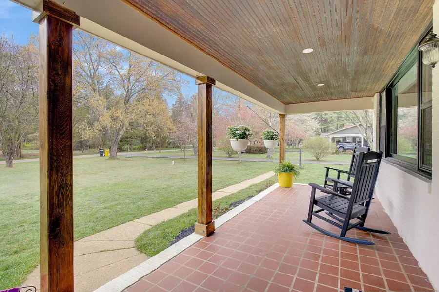 818 Cedarcroft Dr, Millersville, MD 21108 - #3