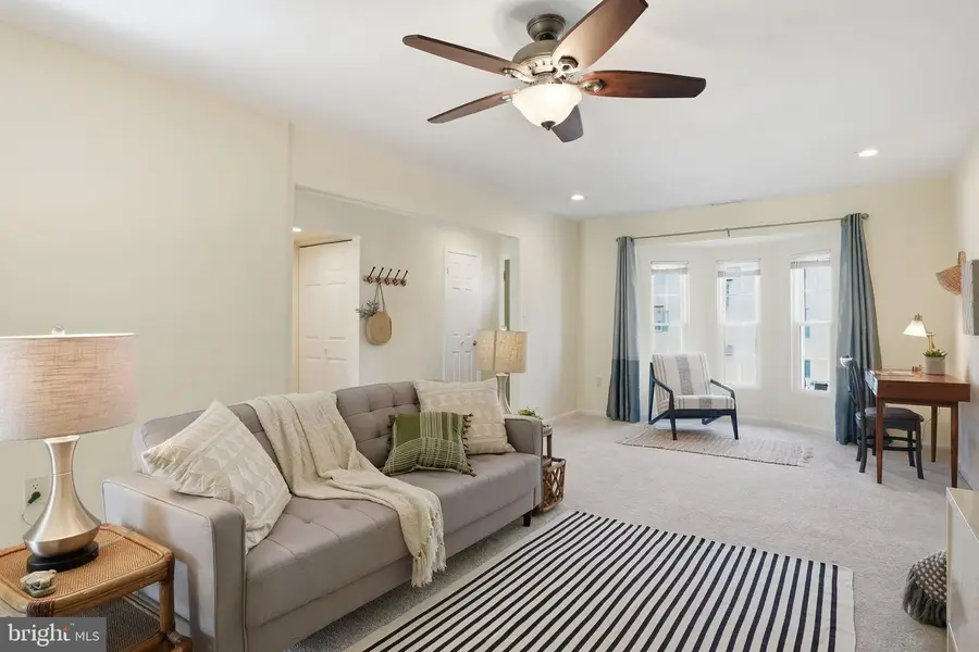 1503 Marlborough Ct, Crofton, MD 21114 - #2