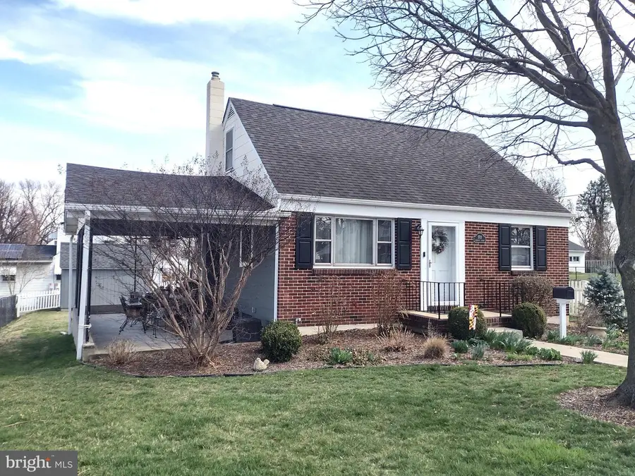 5711 Redmond St, Baltimore, MD 21225 - #2