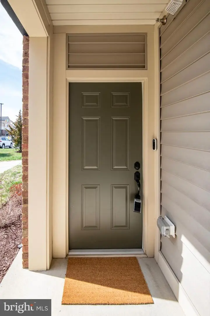 8033 Orchard Grove Rd, Odenton, MD 21113 - #2