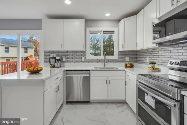 328 Beaghan Dr, GLEN BURNIE, MD 21060