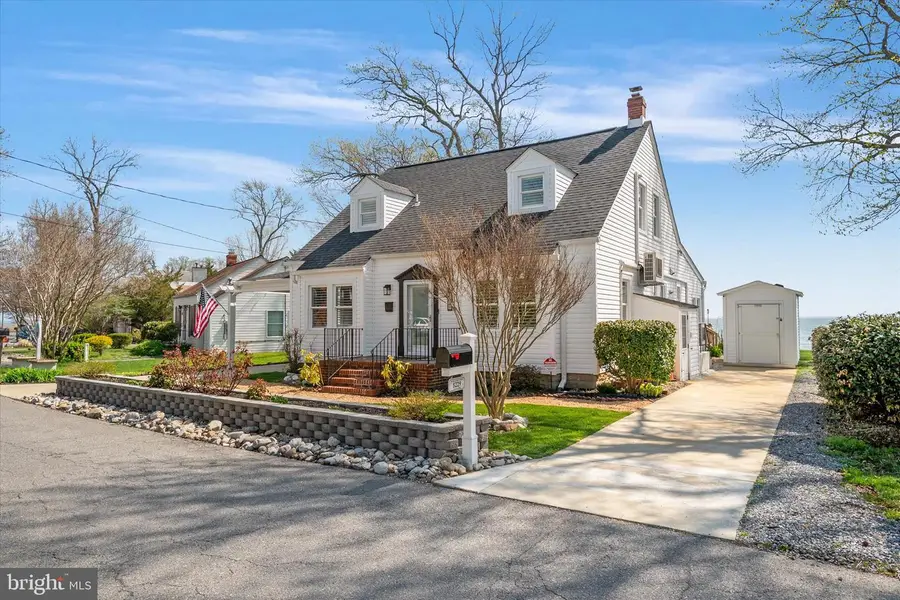 5229 Al Jones Dr, Shady Side, MD 20764 - #3