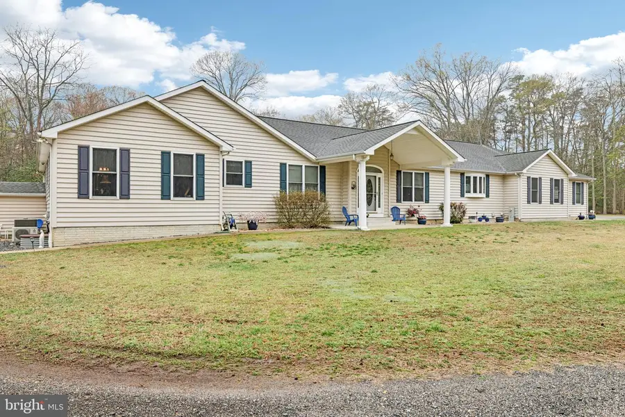 54 Dayton Dr, Pasadena, MD 21122 - #3