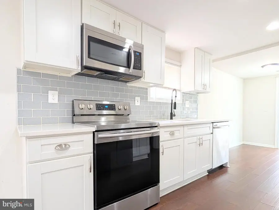 4 Wendover Rd, Glen Burnie, MD 21060 - #3