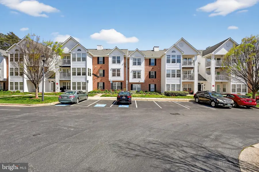 2400 Autumn Harvest Ct #104, Odenton, MD 21113 - #3