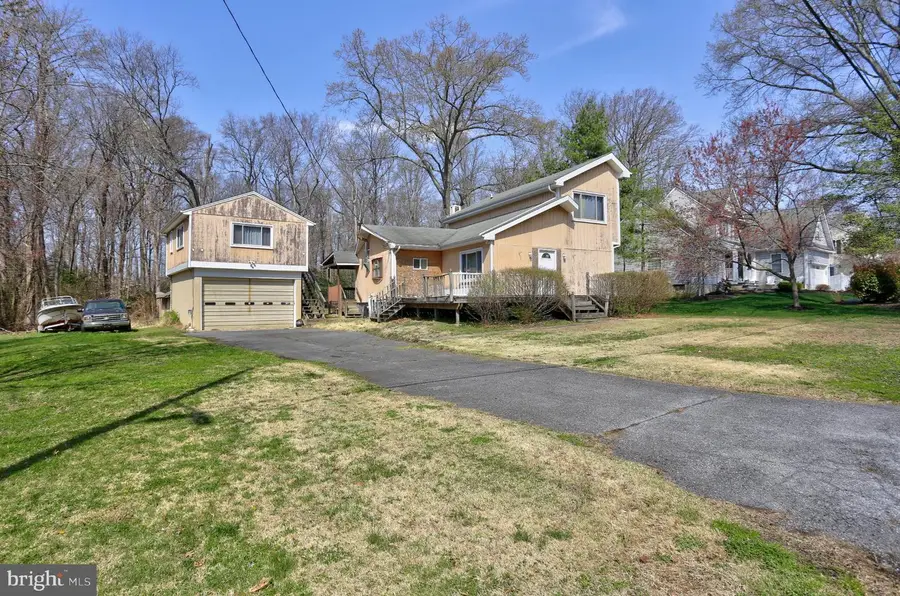 3650 North Carolina Ave, Edgewater, MD 21037 - #2