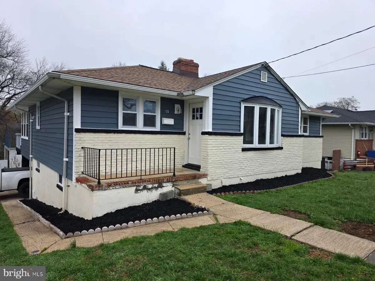 18 Magnolia Ave, Glen Burnie, MD 21061 - #1