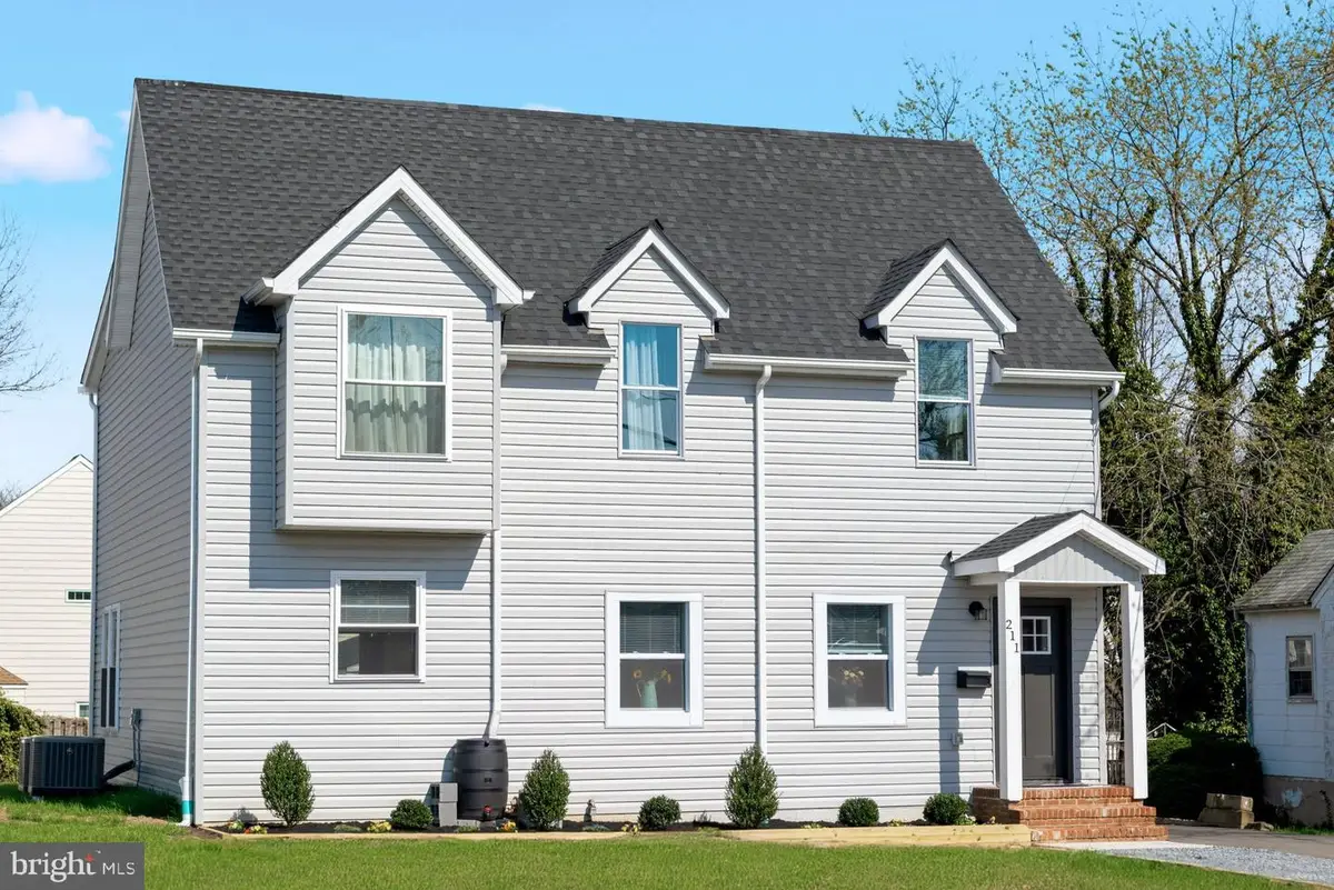 211 N Hammonds Ferry Rd, Linthicum Heights, MD 21090 - #1