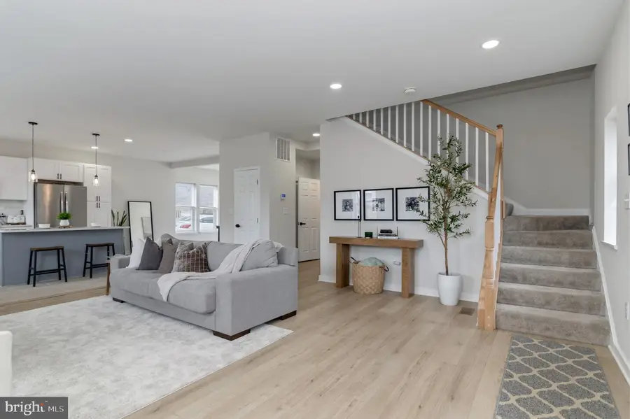 211 N Hammonds Ferry Rd, Linthicum Heights, MD 21090 - #3