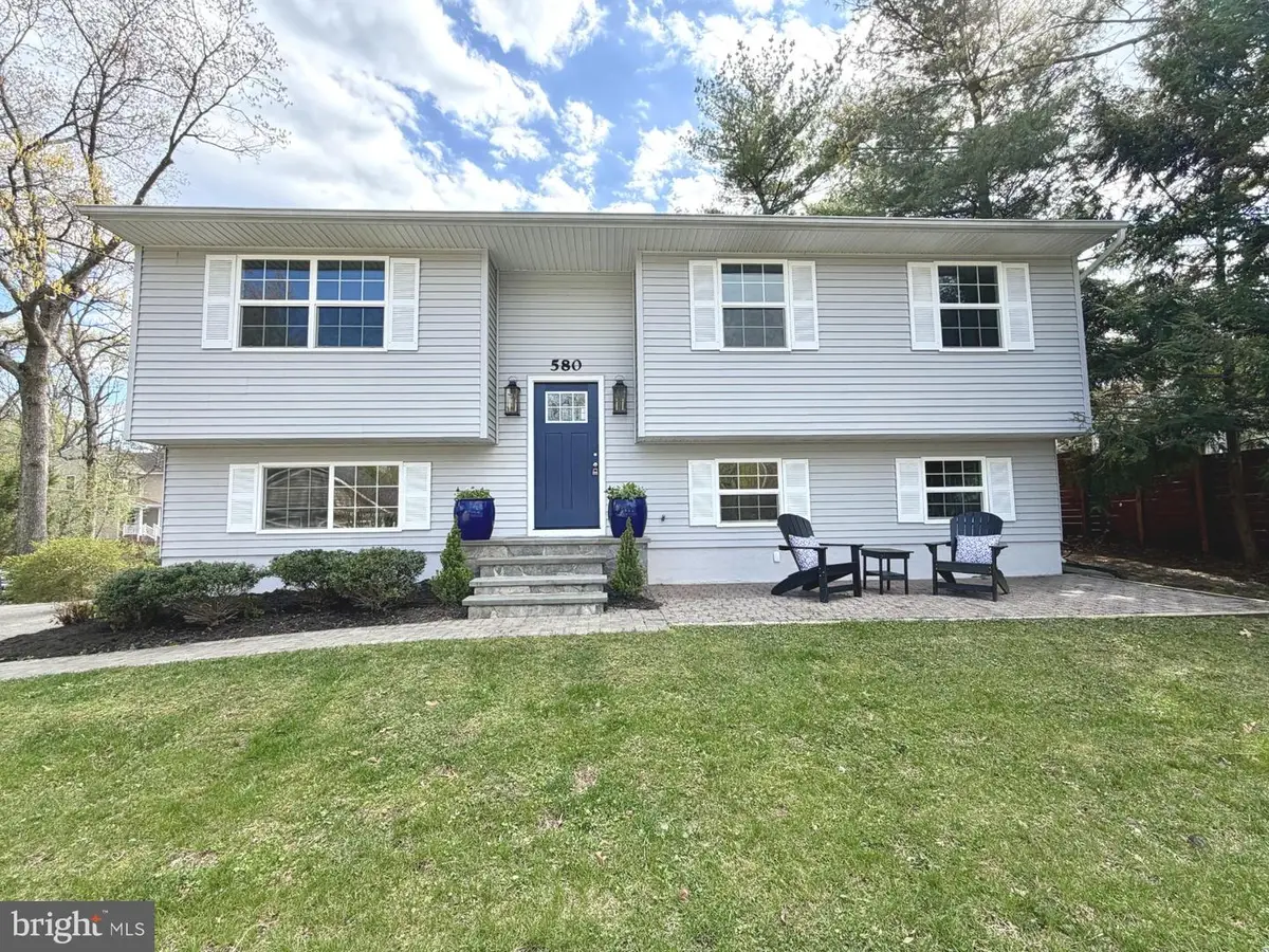 580 Park Rd, Severna Park, MD 21146 - #1