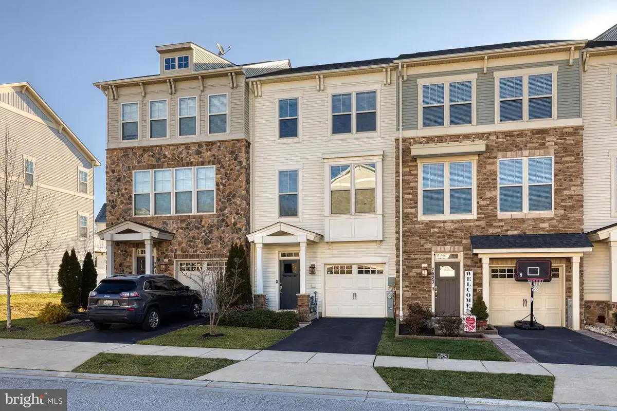 7621 Lyndon Ct, Glen Burnie, MD 21060 - #1