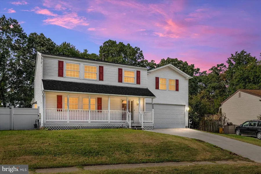 720 Hyde Park Dr, Glen Burnie, MD 21061 - #2