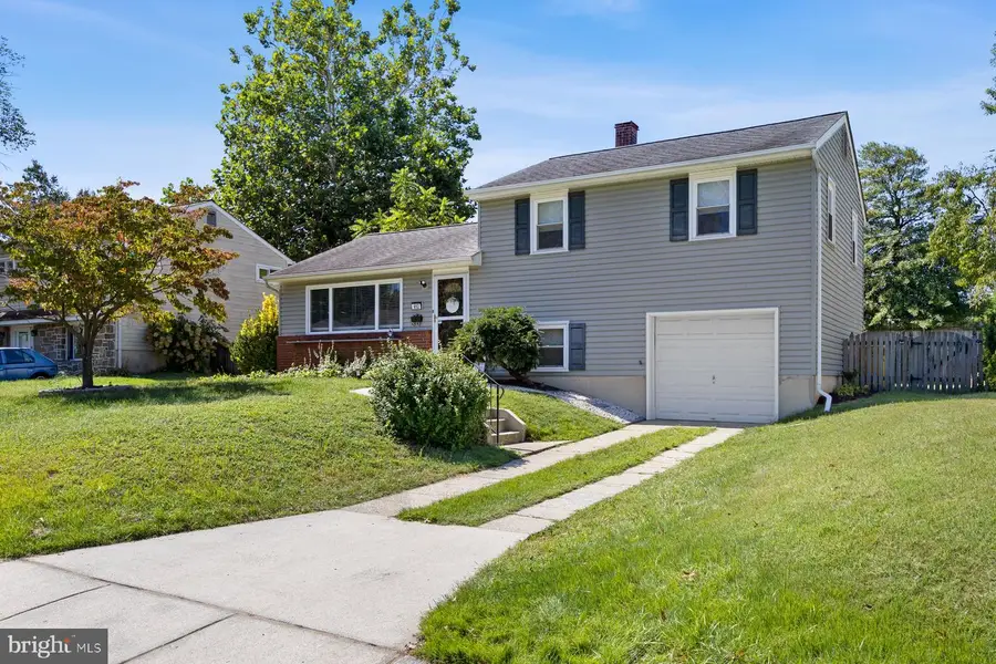 612 Carolyn Rd, Glen Burnie, MD 21061 - #2