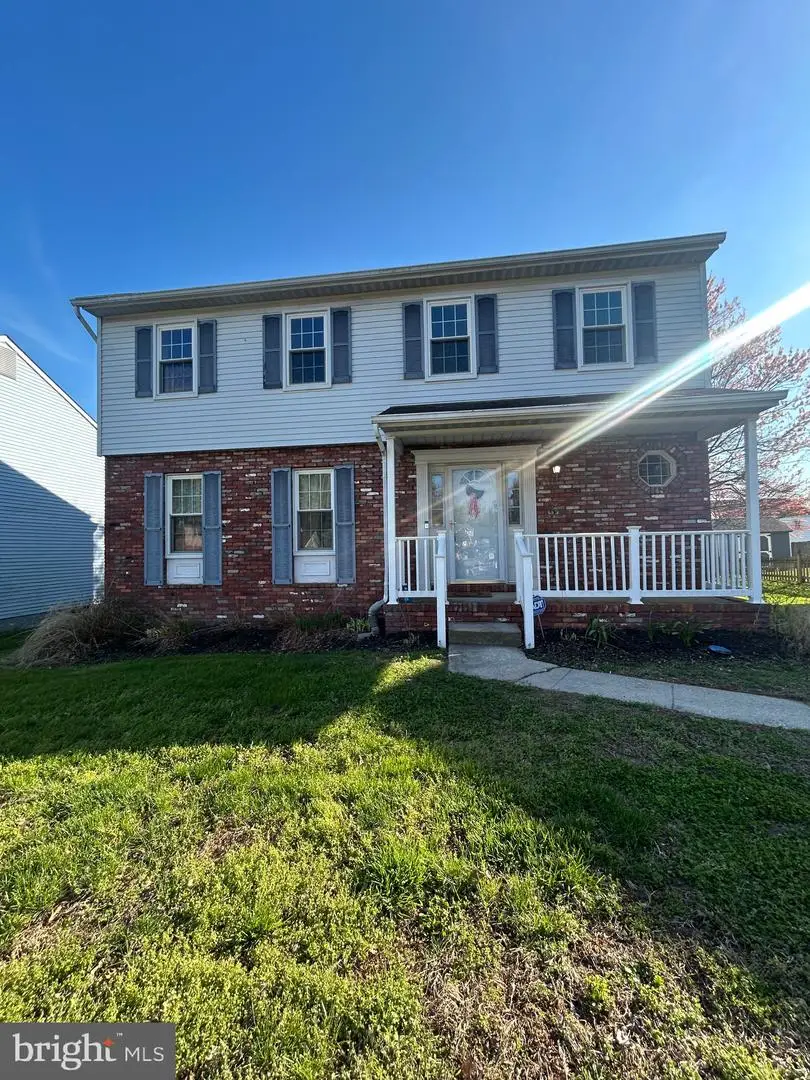 305 Double Eagle Dr, Linthicum Heights, MD 21090 - #1