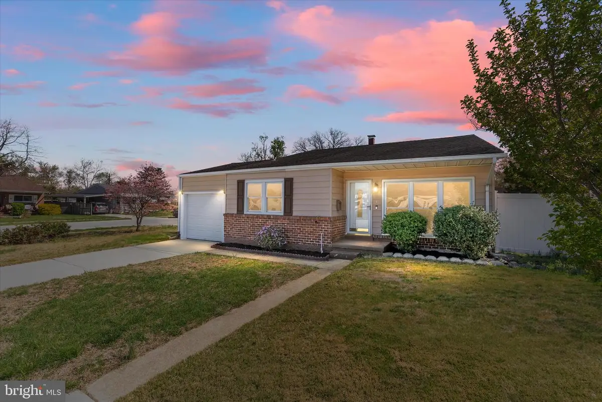 107 Hollywood Dr, Glen Burnie, MD 21060 - #1