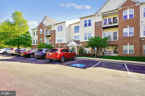 2400 Chestnut Terrace Ct #303, ODENTON, MD 21113
