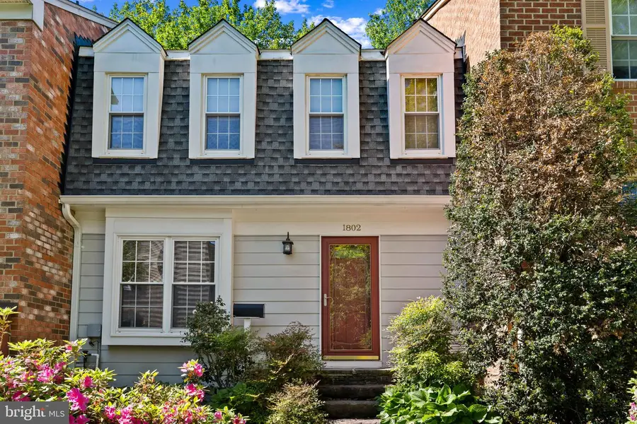 1802 Lang Dr, Crofton, MD 21114 - #2