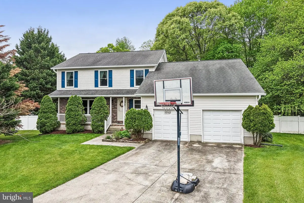 592 Eason Dr, Severn, MD 21144 - #1