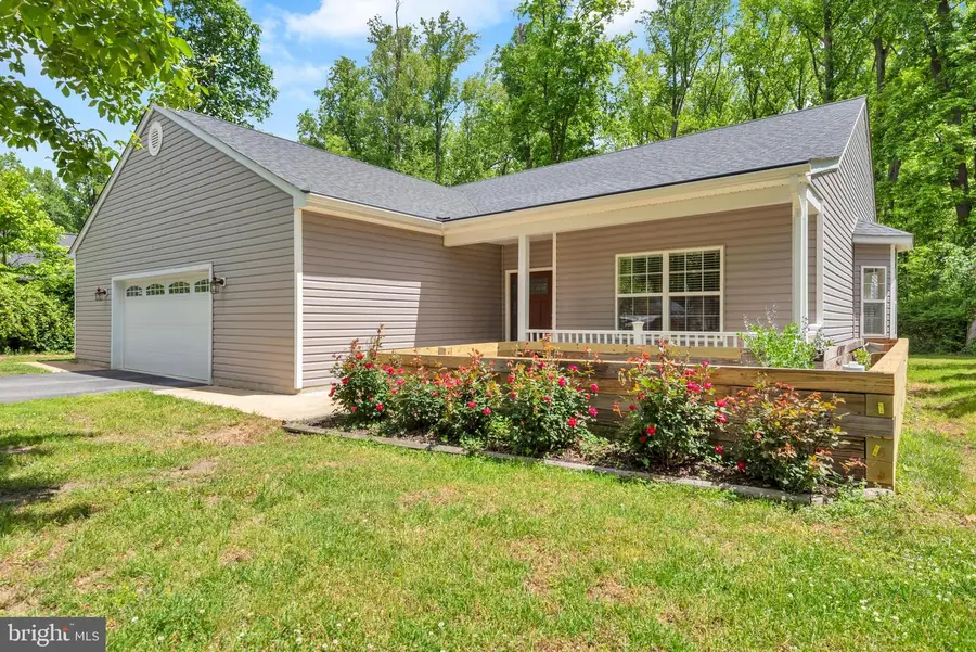 3909 River Club Dr, Edgewater, MD 21037 - #2