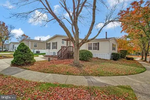 8020 Fair Breeze Dr, SEVERN, MD 21144