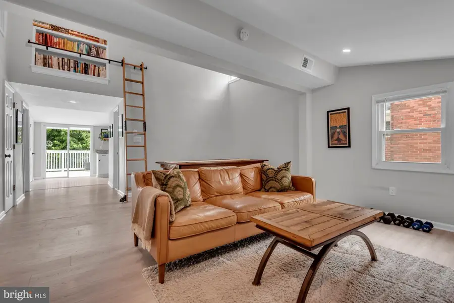 1623 Riverdale Dr, Edgewater, MD 21037 - #3