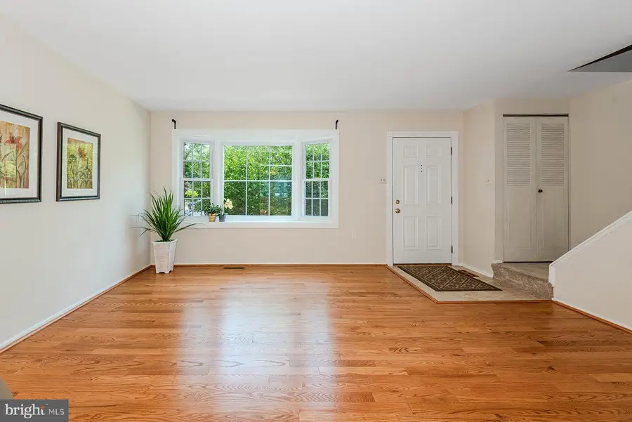 216 Rebecca Ann Ct, Millersville, MD 21108 - #3