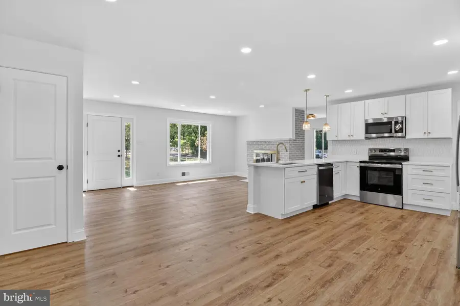 420 Edgemere Dr, Annapolis, MD 21403 - #3