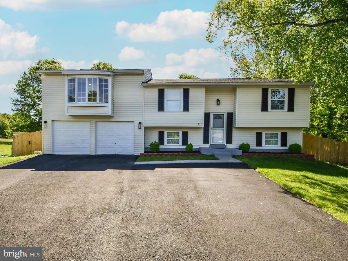 8139 Windmill Ct, Severn, MD 21144 - #1