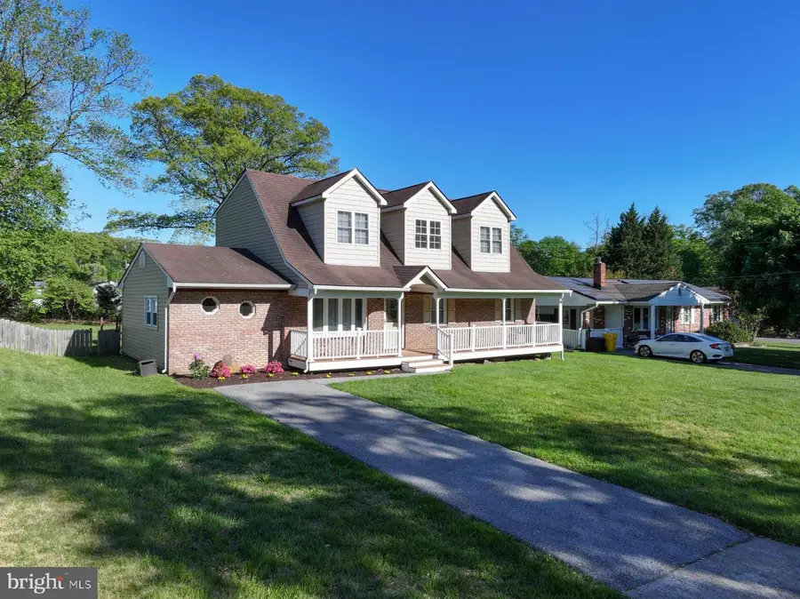 217 Oak Dr, Pasadena, MD 21122 - #2