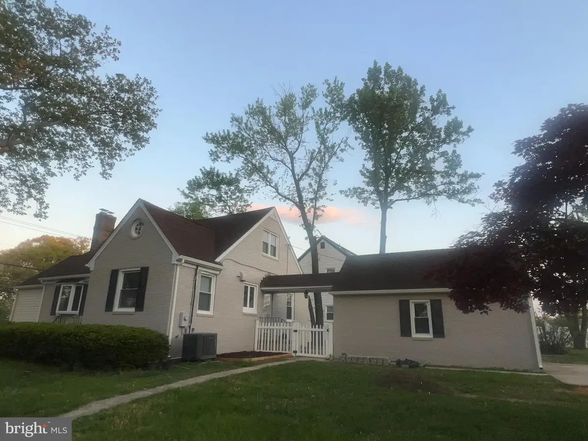 401 Forest View, Linthicum Heights, MD 21090 - #1