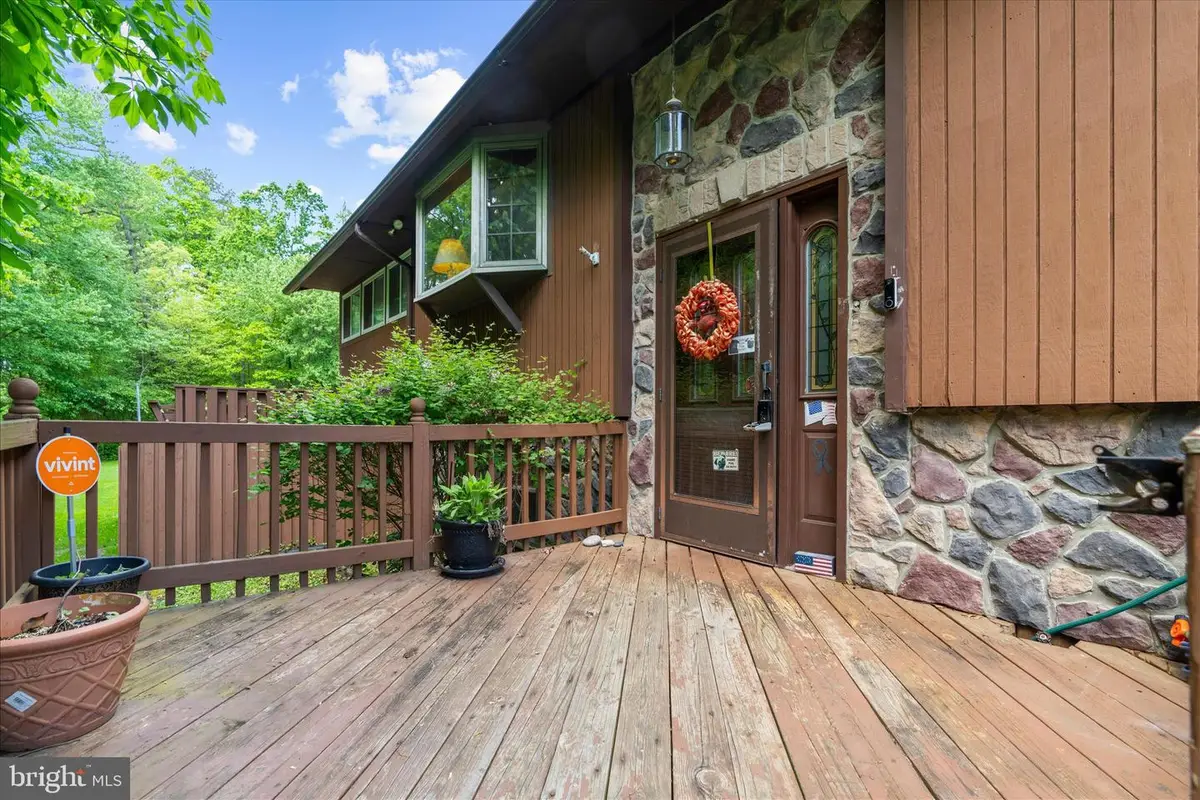 148 Magothy Beach Rd, Pasadena, MD 21122 - #1