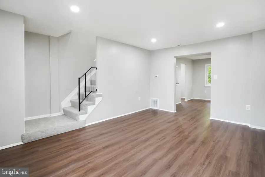 8212 Tomlinson Ct, Severn, MD 21144 - #2