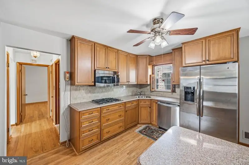 6231 Groveland Rd, Linthicum Heights, MD 21090 - #2