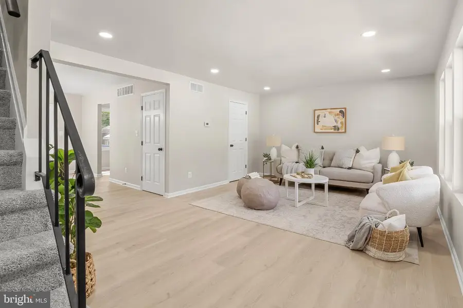 603 Chapelgate Dr, Odenton, MD 21113 - #3