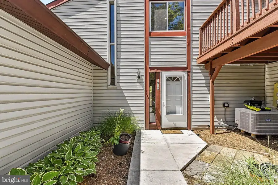 1912 Tupello Pl, Crofton, MD 21114 - #2