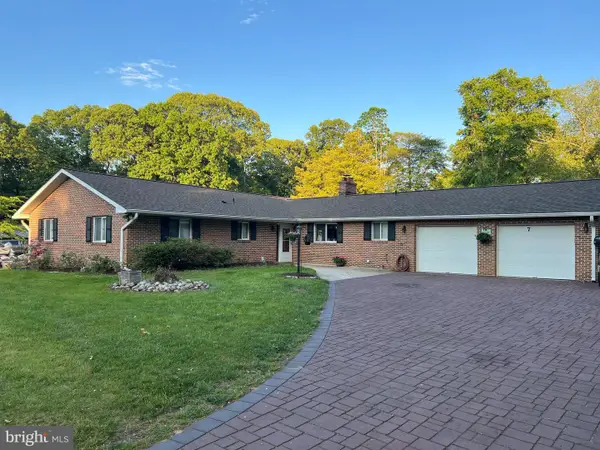 7 Sonora Dr, PASADENA, MD 21122